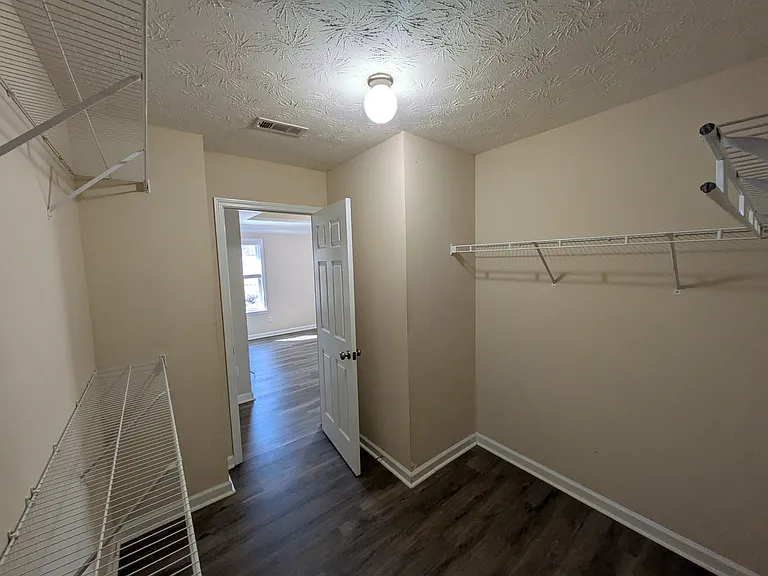 375 Searchlight Dr — Photo 21