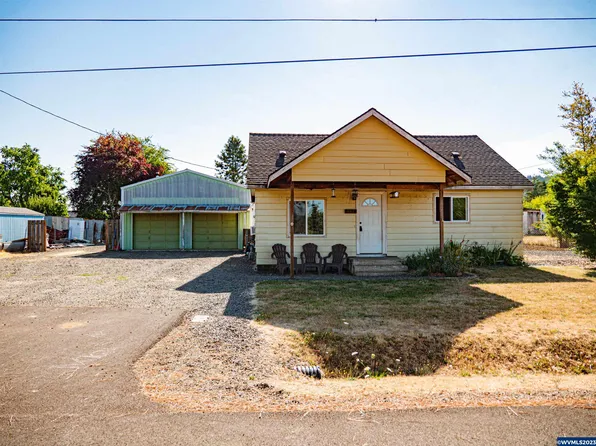 1193 42nd Ave, Sweet Home, OR 97386