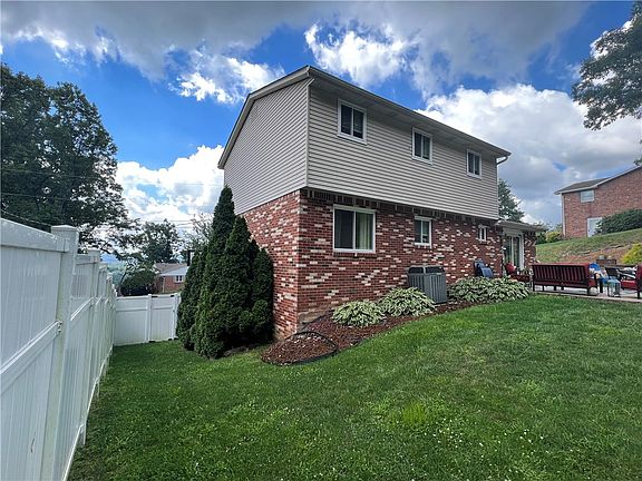 3rd image of 159 Skyview Dr