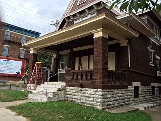 2nd image of 325 W McMillan St