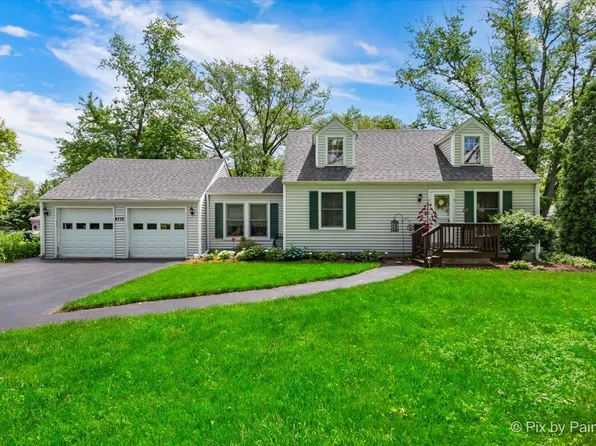 4713 Schwartz Ave, Lisle, IL 60532