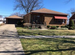 353 Parkhurst Blvd, Buffalo, NY 14223