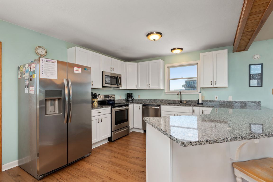 25267-Sea-Isle-Hills-ML-Kitchen-V3