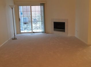 3317 Stratford Ct #103, North chicago, IL 60044