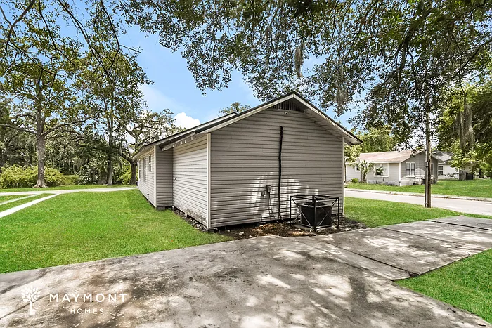 804 Westbrook Rd — Photo 14