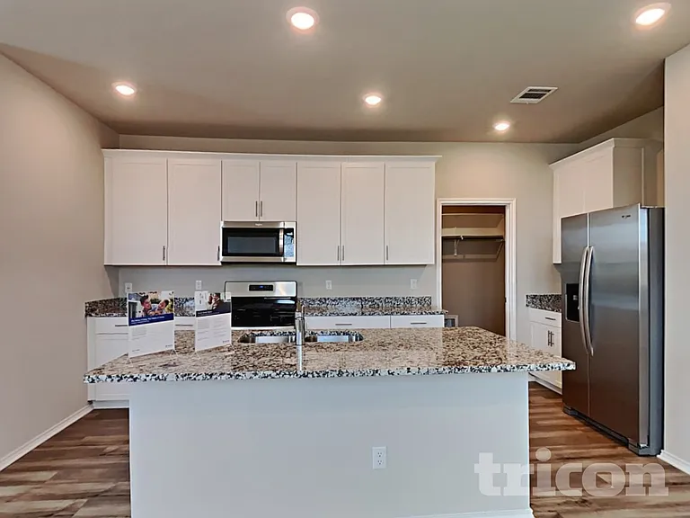 5308 Saddle Club Dr — Photo 5