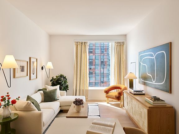 4th image of 550 10th Ave #4106