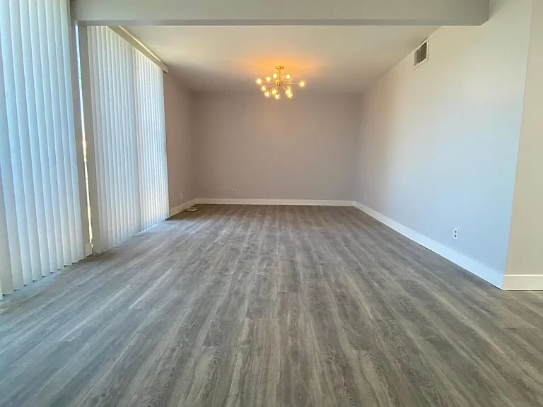 1635 E Cypress St #A — Photo 12