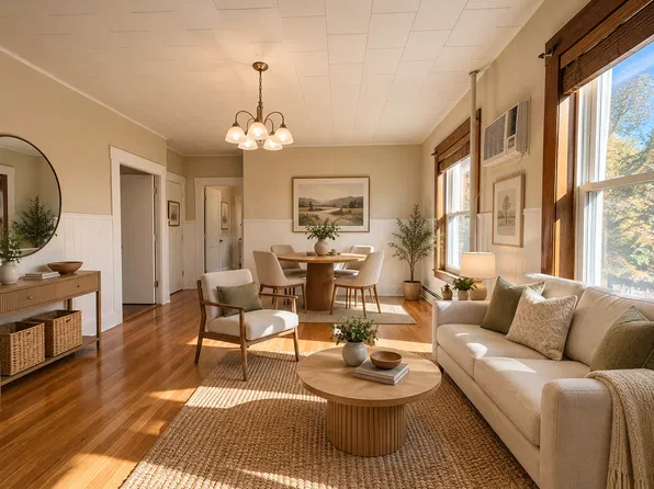 18 Bartley St Floor 1, Wakefield, MA 01880