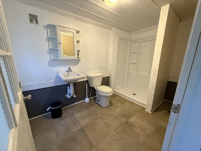 3174 Lindsay Rd — Photo 14
