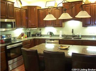 704 Shawnee Rd, Shelbyville, KY 40065