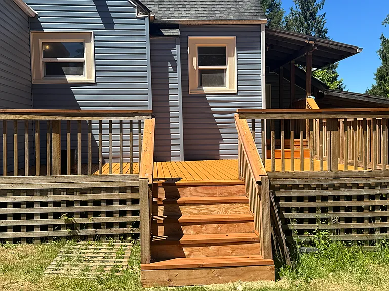 1130 Ellinor Ave — Photo 17