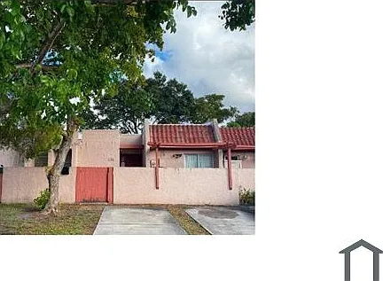 1508 NW 56th Ave — Photo 1