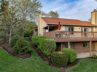 8215 Shoreridge Ter, Indianapolis, IN 46236