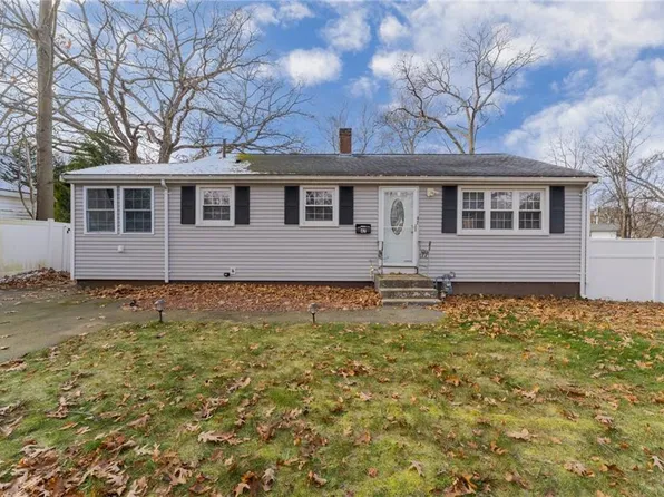 47 Jacob St, Brockton, MA 02302