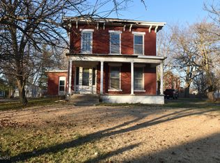 629 W Van Buren St, Centerville, IA 52544