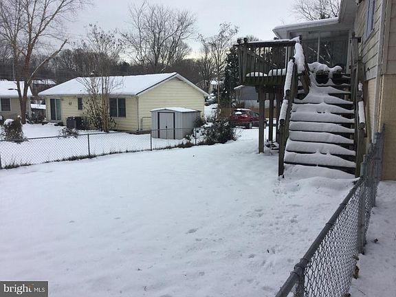 2nd image of 7218 Sybaris Dr