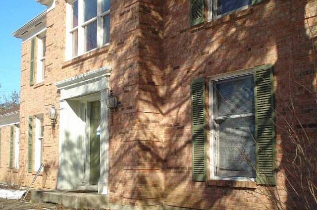 1st image of 2060 Bruns Ln