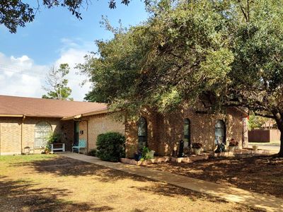 1401 Carnation Dr, Lewisville, TX, 75067