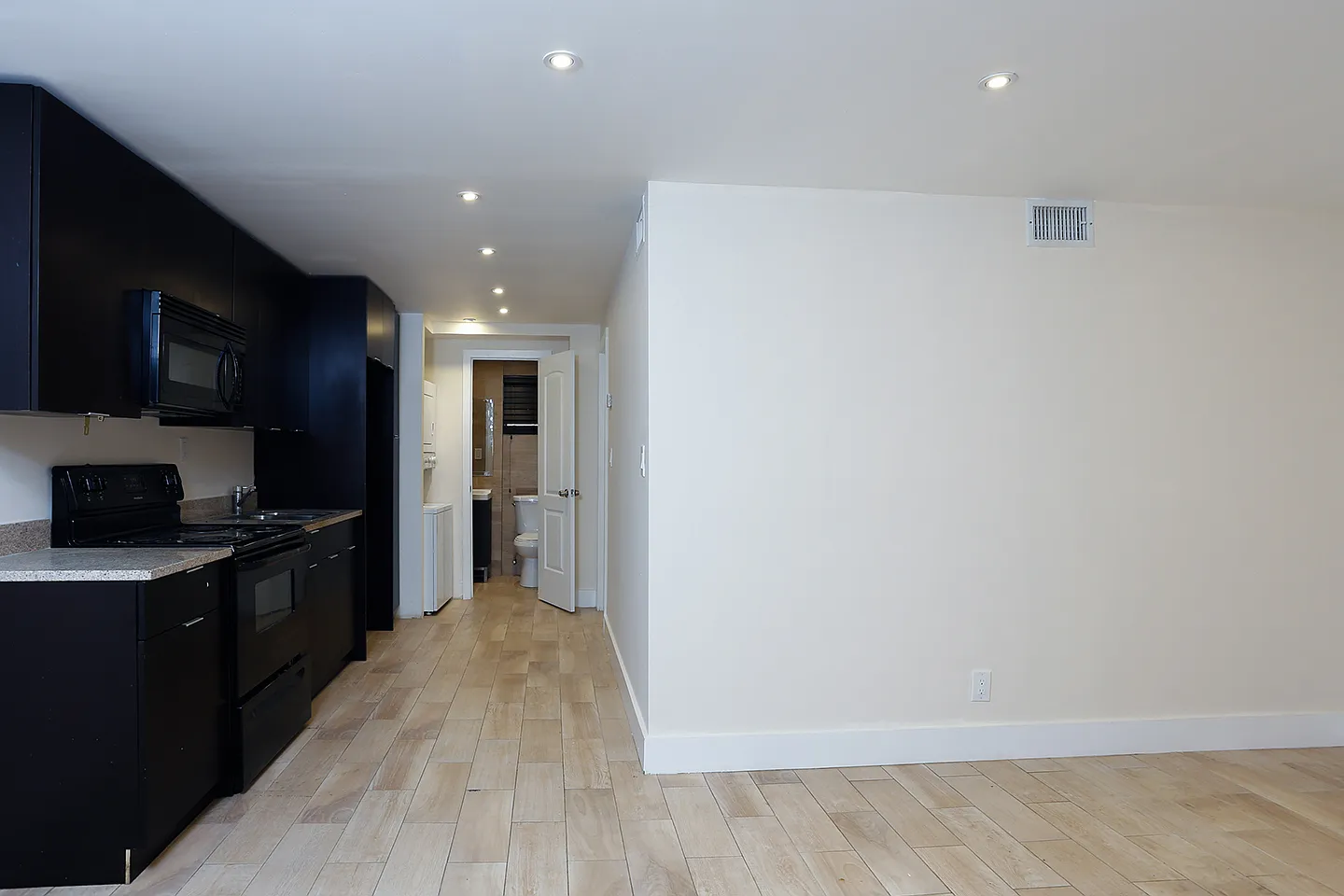 Hollywood Cambridge Partners LLC — Photo 3