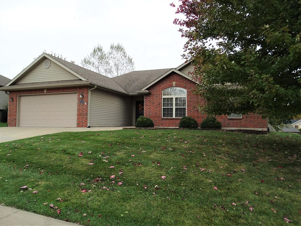 2nd image of 3704 Iguana Dr