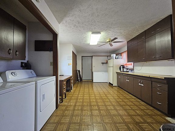 2nd image of 311 E Cheyenne St