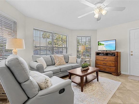 4th image of 4151 Ashcroft CT #112