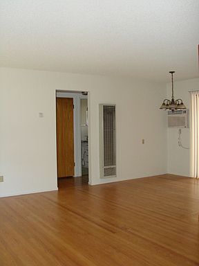 2nd image of 5200 Carrington St