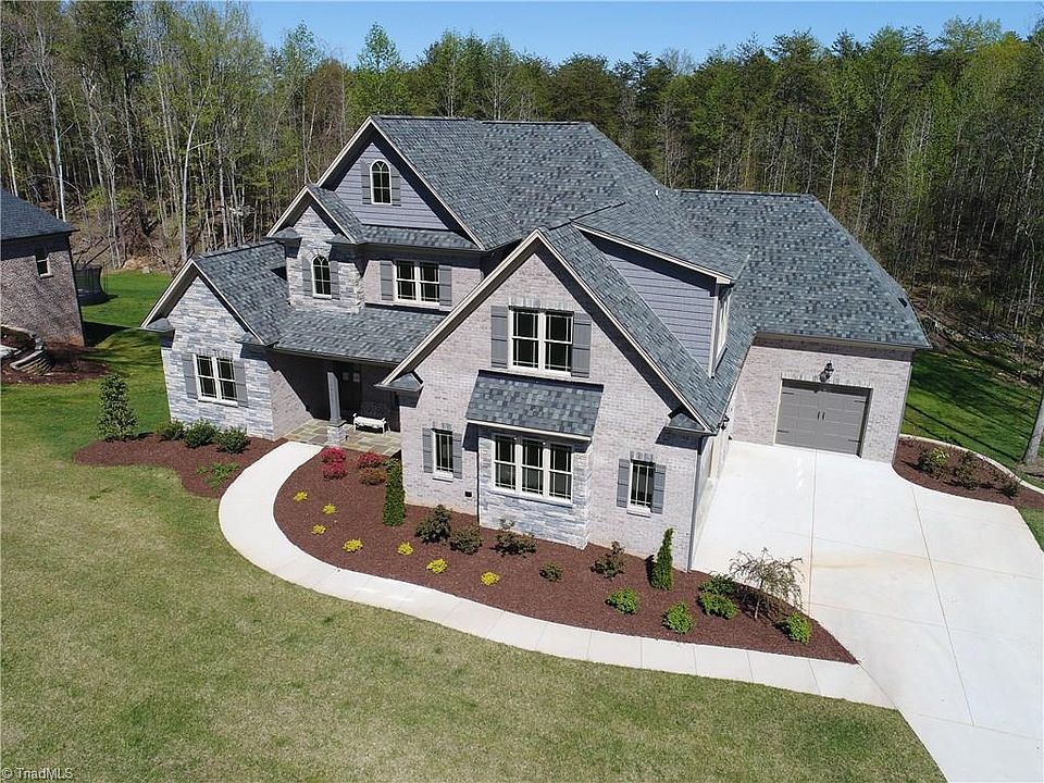 1st image of 7708 Briardenn Dr