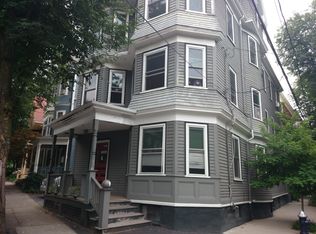 31 Perry St, Brookline, MA 02445