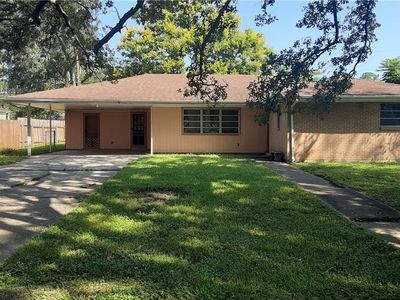 6242 Berkley Dr, New Orleans, LA, 70131