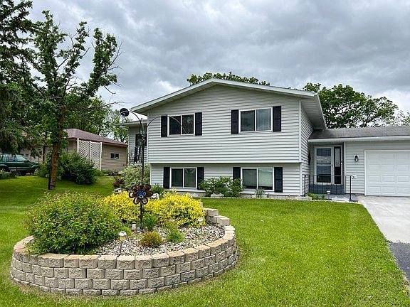 5th image of 107 Harding St S