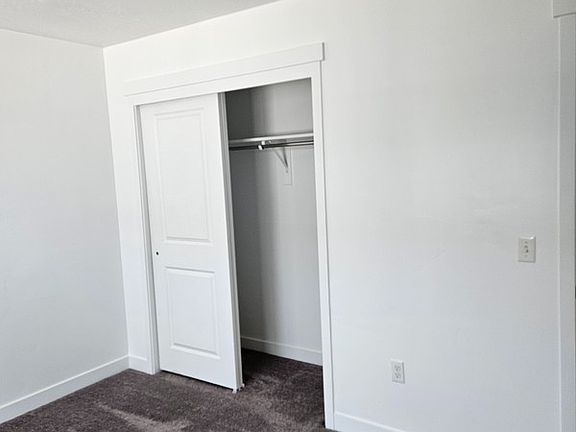5th image of 15291 S Tack Way