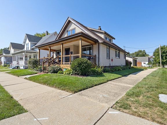 4th image of 629 Eisenhower Ave