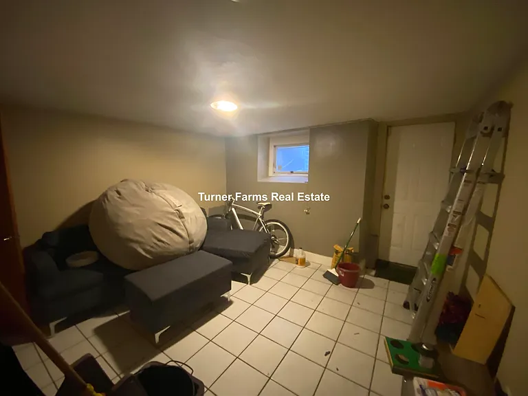 9A Sewall St #1A — Photo 8