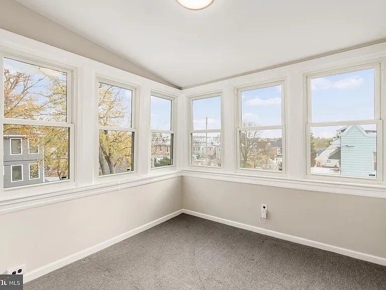 900 Madison St NW #B — Photo 19