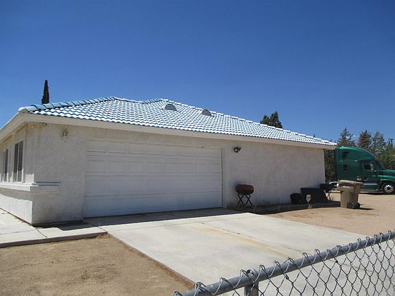 3rd image of 10814 Cottonwood Ave