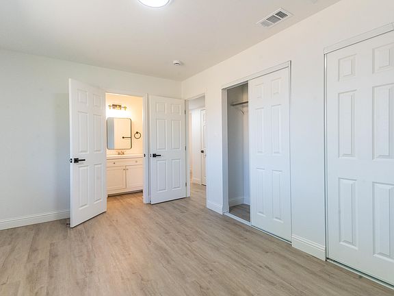 5th image of 407 Sunrise Ave