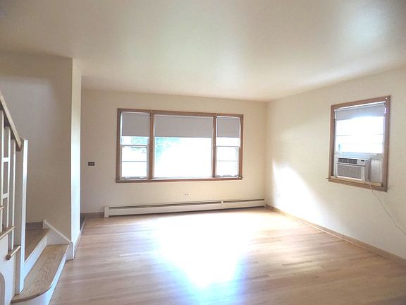 2nd image of 602 Walnut St