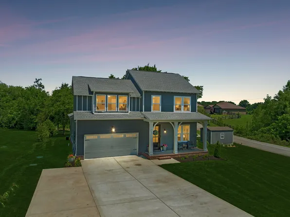 5153 Vinnie Dell Dr, Chapel Hill, TN 37034