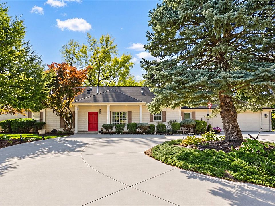 1st image of 3325 Stoneybrook Dr