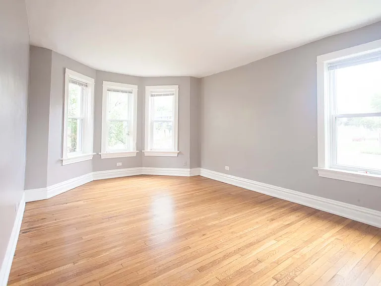 Dining/Living room