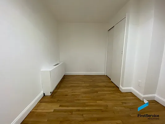 Rented by FirstService Realty (legacy) | media 17