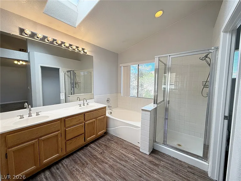 2185 Polynesia Cir — Photo 34