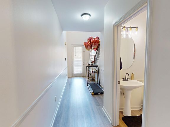 5th image of 3325 Castleberry Village Cir