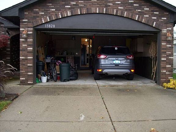4th image of 13828 Grove Park Dr