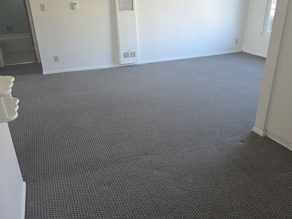 1st image of 4658 W 1st St #10