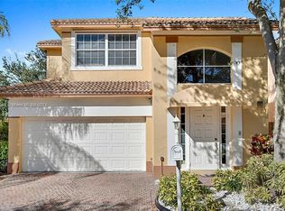 1273 Grant Ct, Hollywood, FL 33019