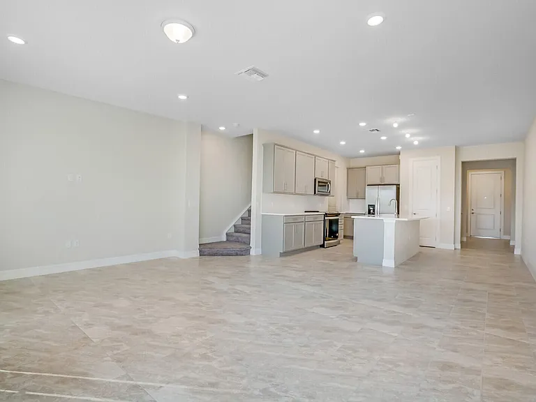 8656 Escue St — Photo 8