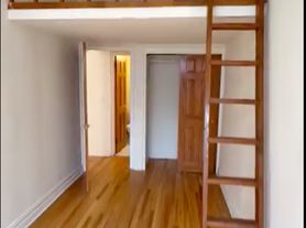 255 W 75th St, New York, NY